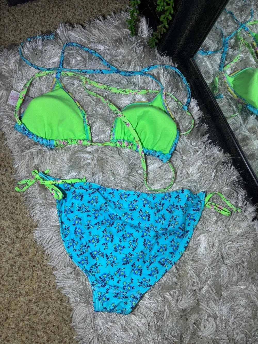 -🌸5/$25🌸No Boundaries Printed Two Piece Bikini Swimsuit Size L/XL - Picture 9 of 12